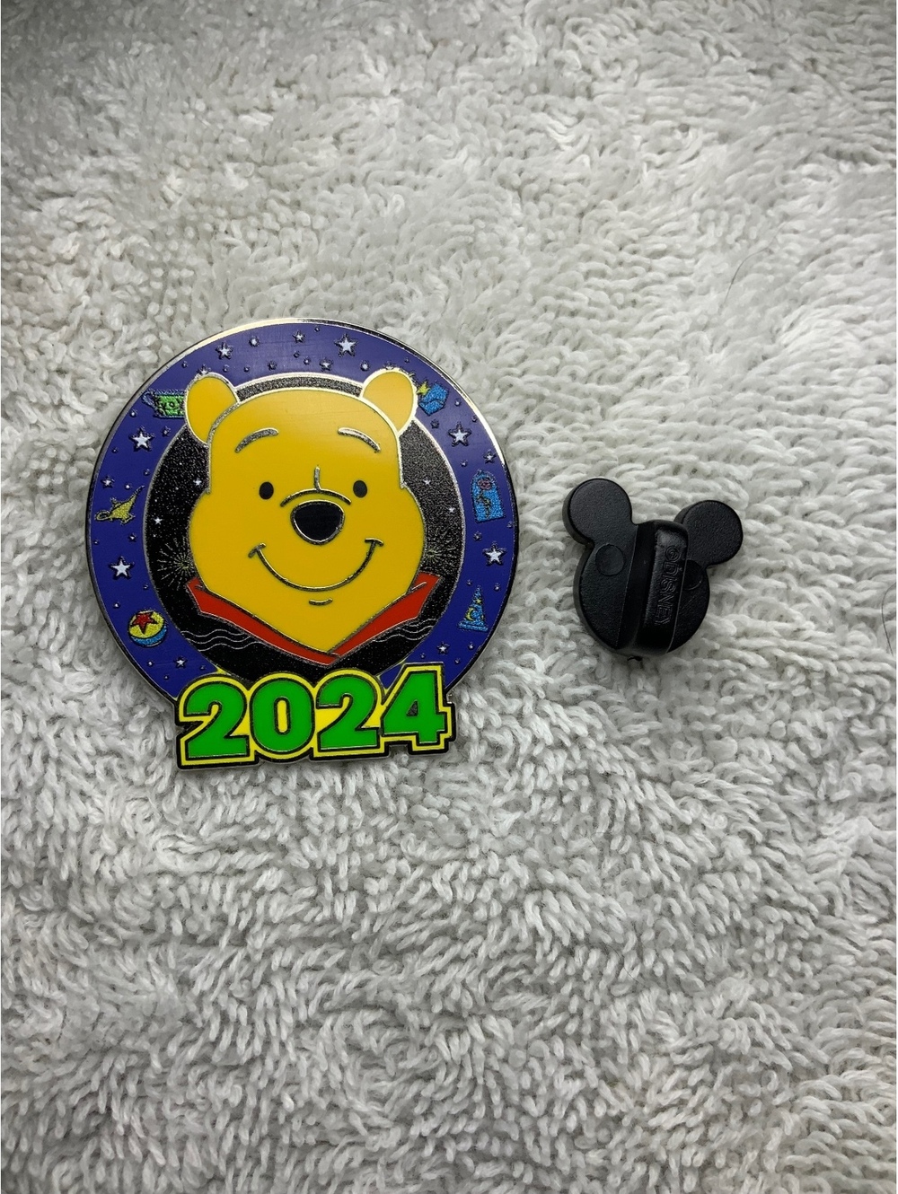 Disney Winnie the Pooh 2024 Mystery Pin